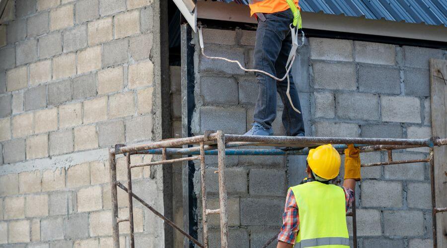 Professional residential roofers in La Moille, IL